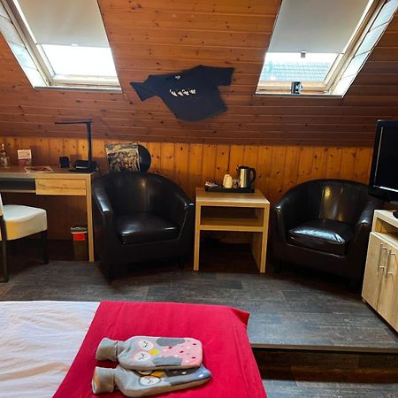 Henblas Hotel Neuenrade 外观 照片