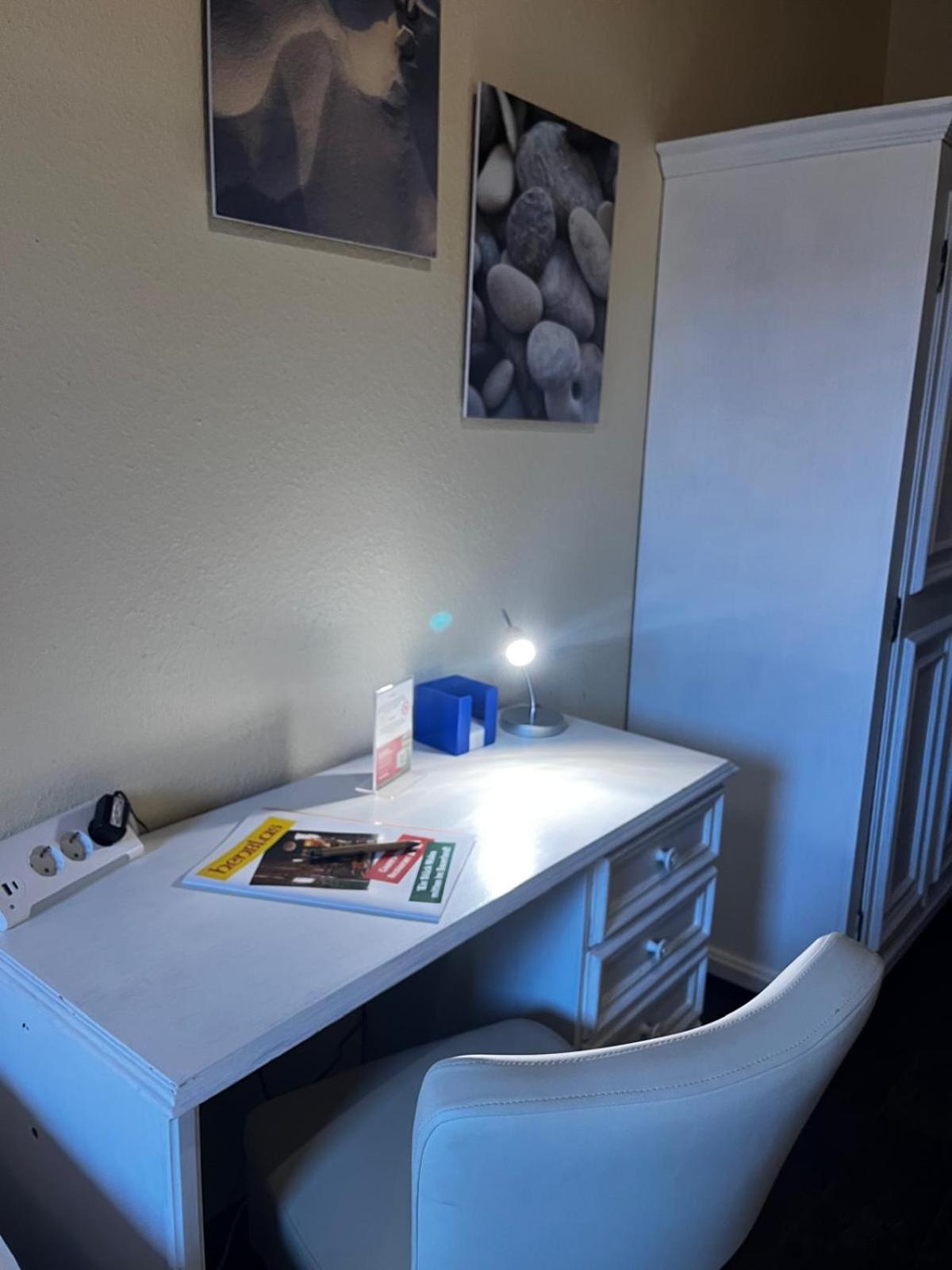 Henblas Hotel Neuenrade 外观 照片