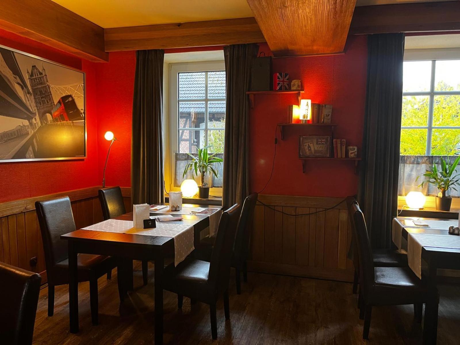 Henblas Hotel Neuenrade 外观 照片