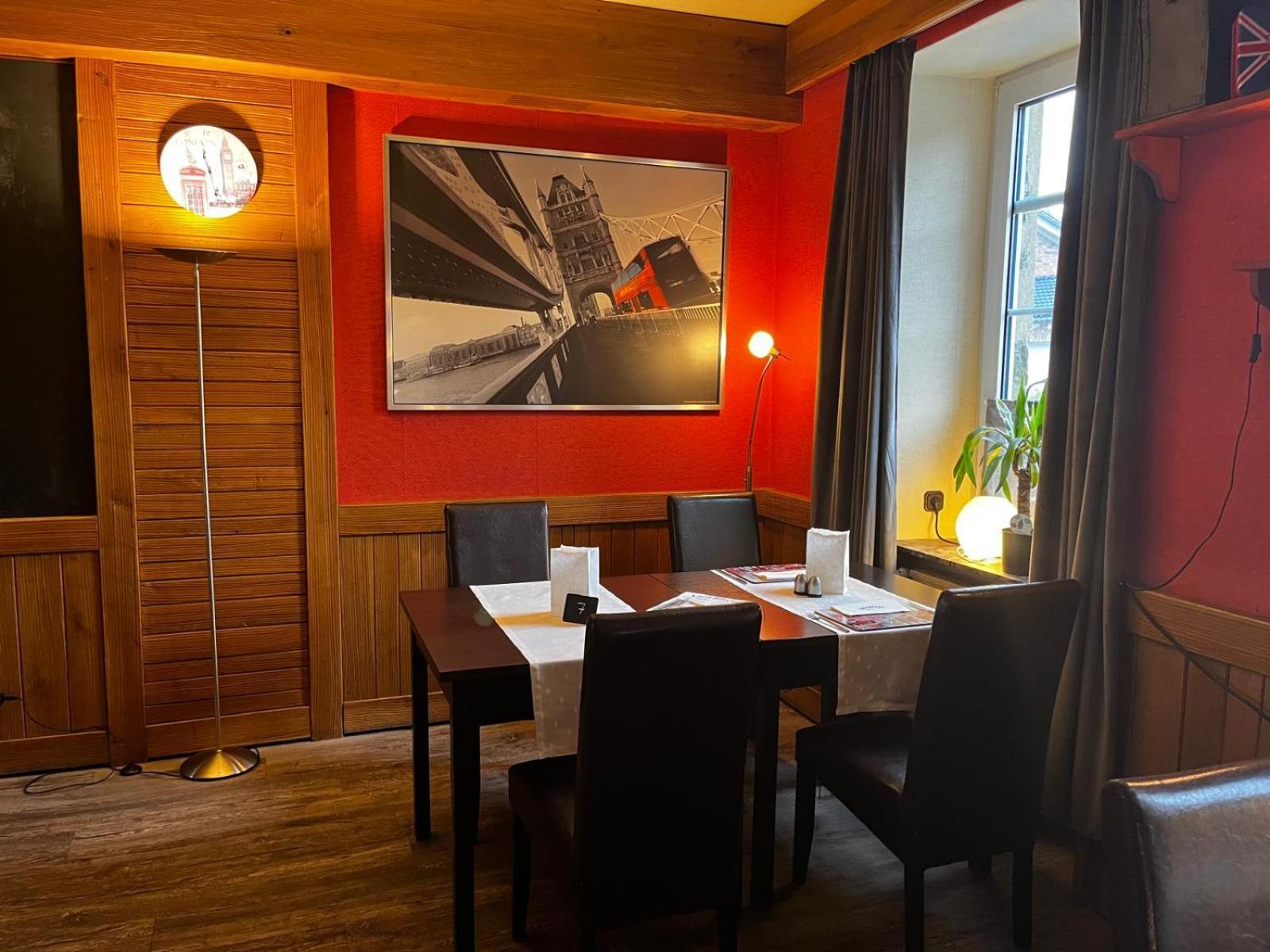 Henblas Hotel Neuenrade 外观 照片