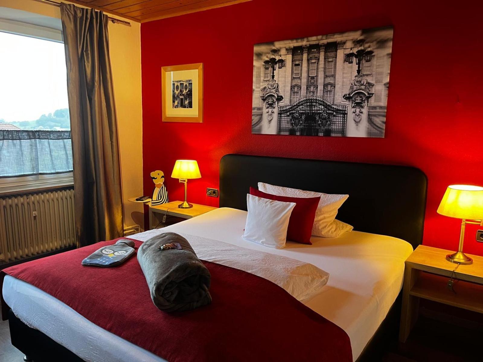 Henblas Hotel Neuenrade 外观 照片