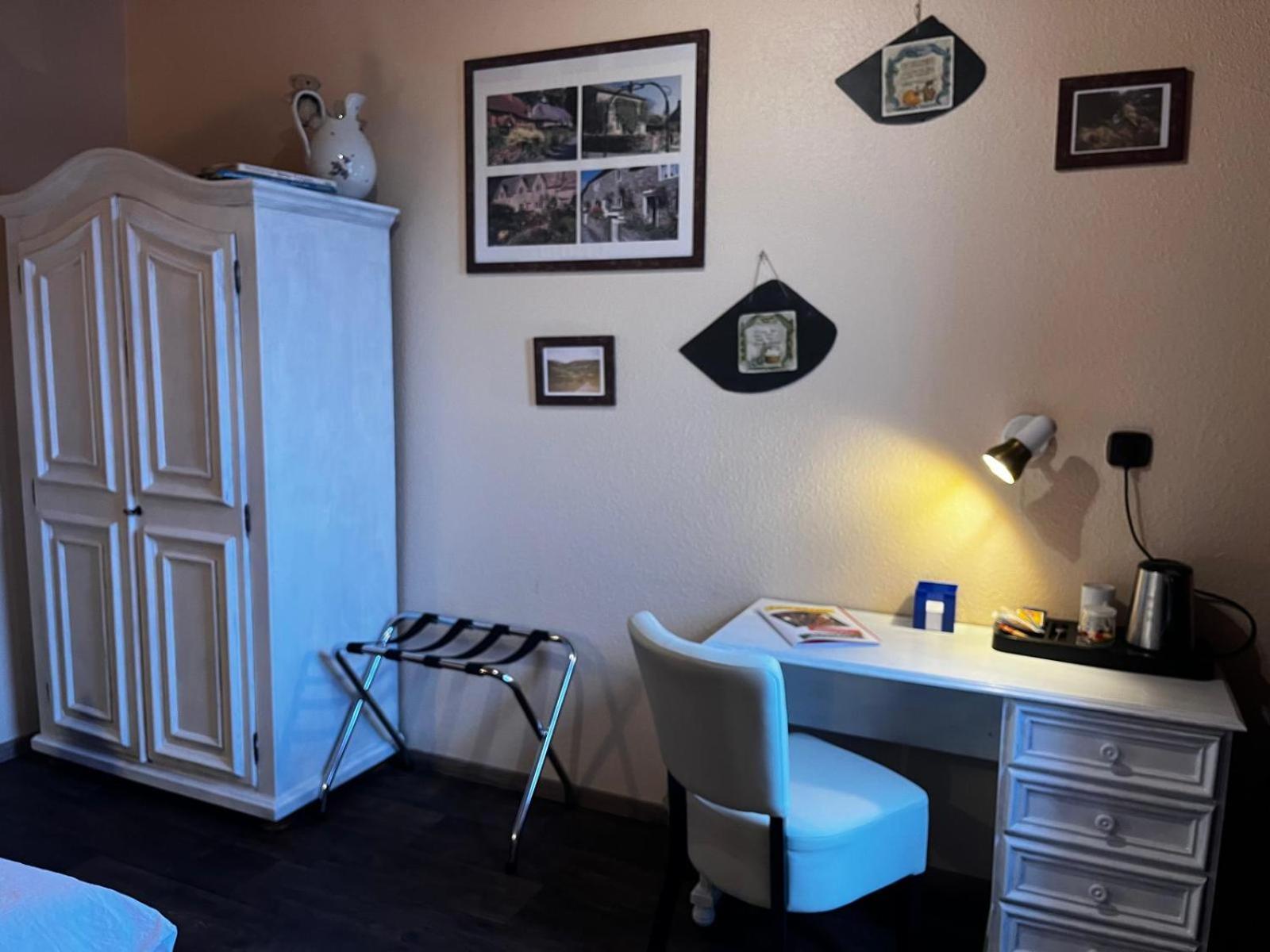 Henblas Hotel Neuenrade 外观 照片